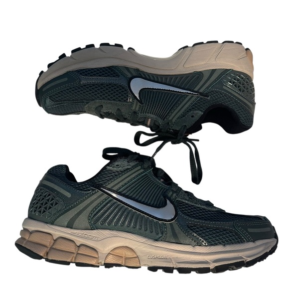 Nike Vomero 5 Vintage Green - Picture 3 of 6